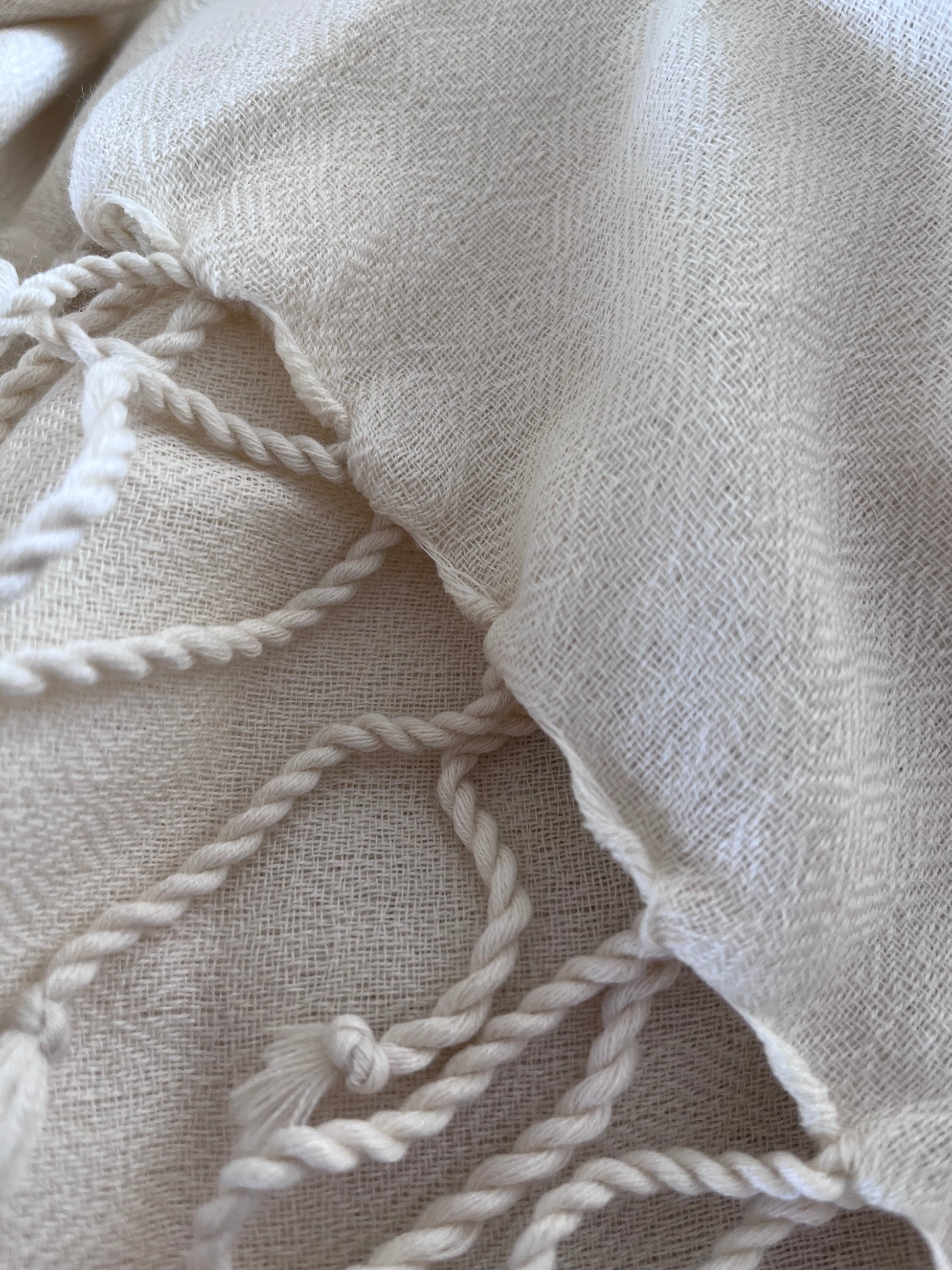 handwoven merino wool, 40-200 cm diamond weave