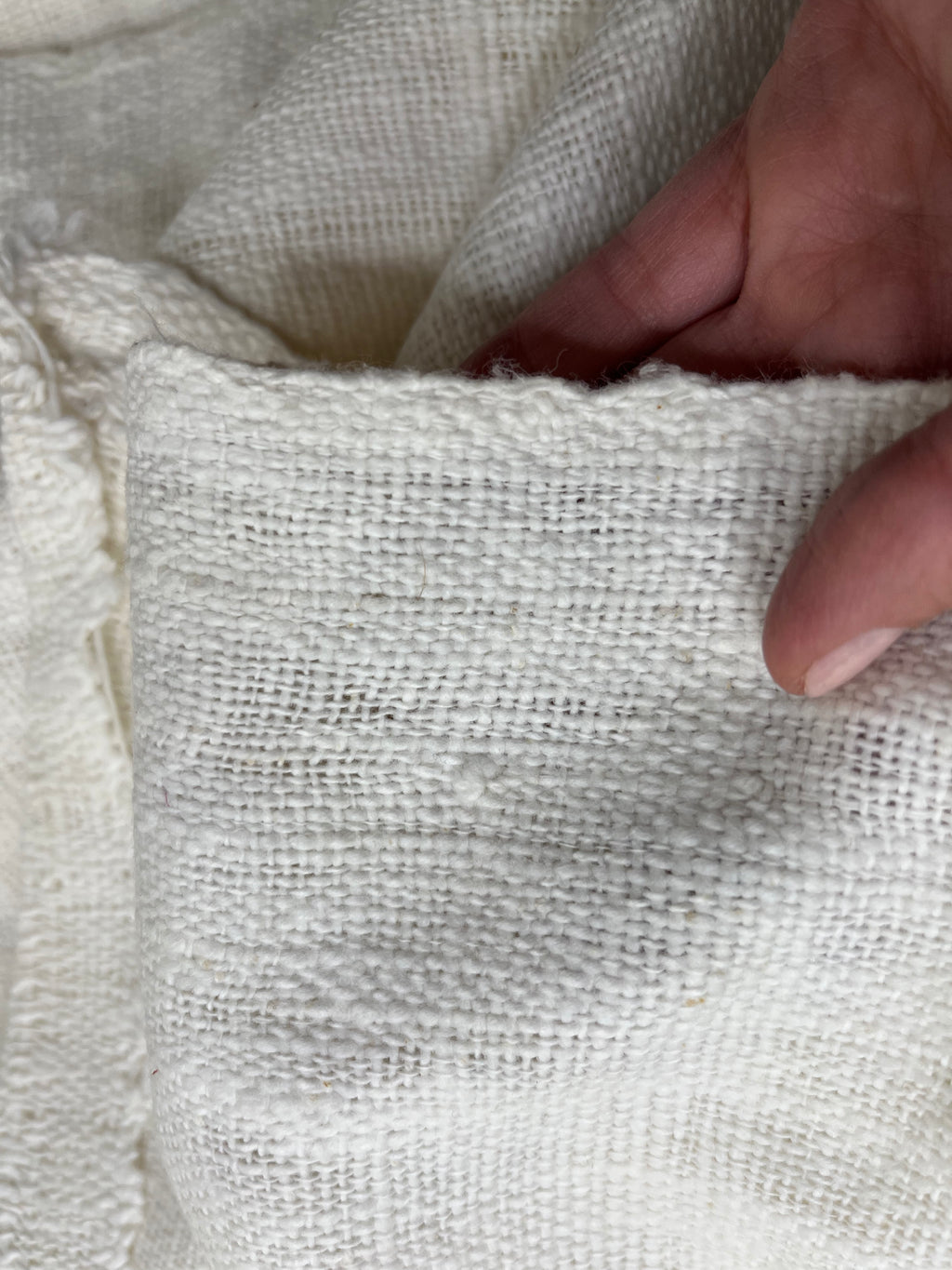 כותנה סלאב כבדה ארוגה ביד – רוחב 135 cm | בד במהדורה מוגבלת